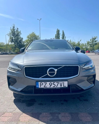 Volvo V60 cena 60000 przebieg: 87700, rok produkcji 2019 z Poznań małe 301